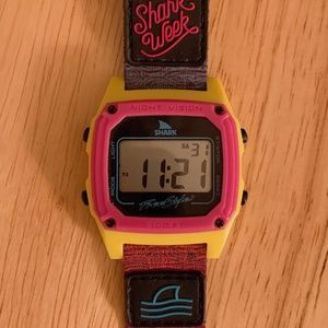 Freestyle Watch | Shark Week Retro Fin